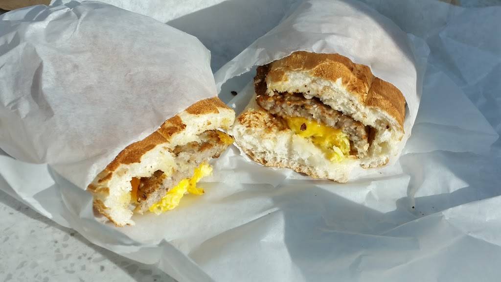 Potbelly Sandwich Shop | restaurant | Portland International Airport (PDX), 7000 NE Airport Way Space 2168, Portland, OR 97218, USA | 9712300771 OR +1 971-230-0771