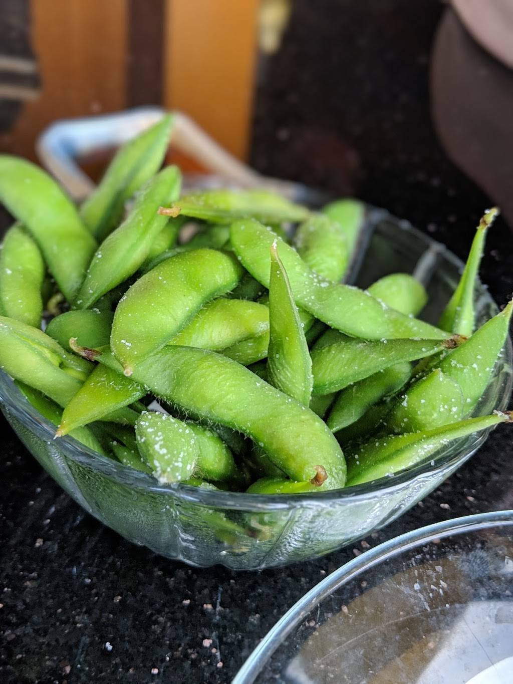 Kazoku Sushi | restaurant | 10665 W Colfax Ave, Lakewood, CO 80215, USA | 3032381199 OR +1 303-238-1199