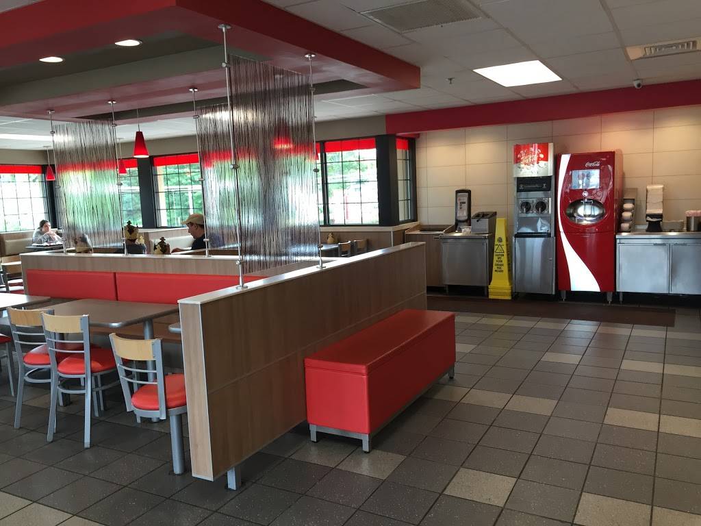 Burger King | restaurant | 1258 Main St, Watertown, CT 06795, USA | 8602748708 OR +1 860-274-8708