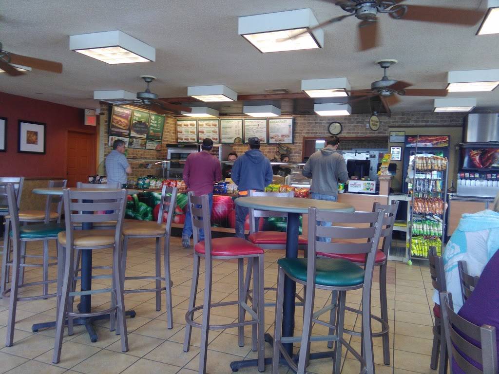 Subway Restaurants | restaurant | 14050 State Hwy 51 South, Coweta, OK 74429, USA | 9184865363 OR +1 918-486-5363