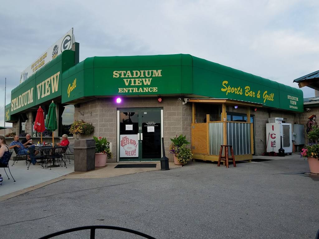 Stadium View Bar, Grill & Banquet | restaurant | 1963 Holmgren Way, Green Bay, WI 54304, USA | 9204981989 OR +1 920-498-1989