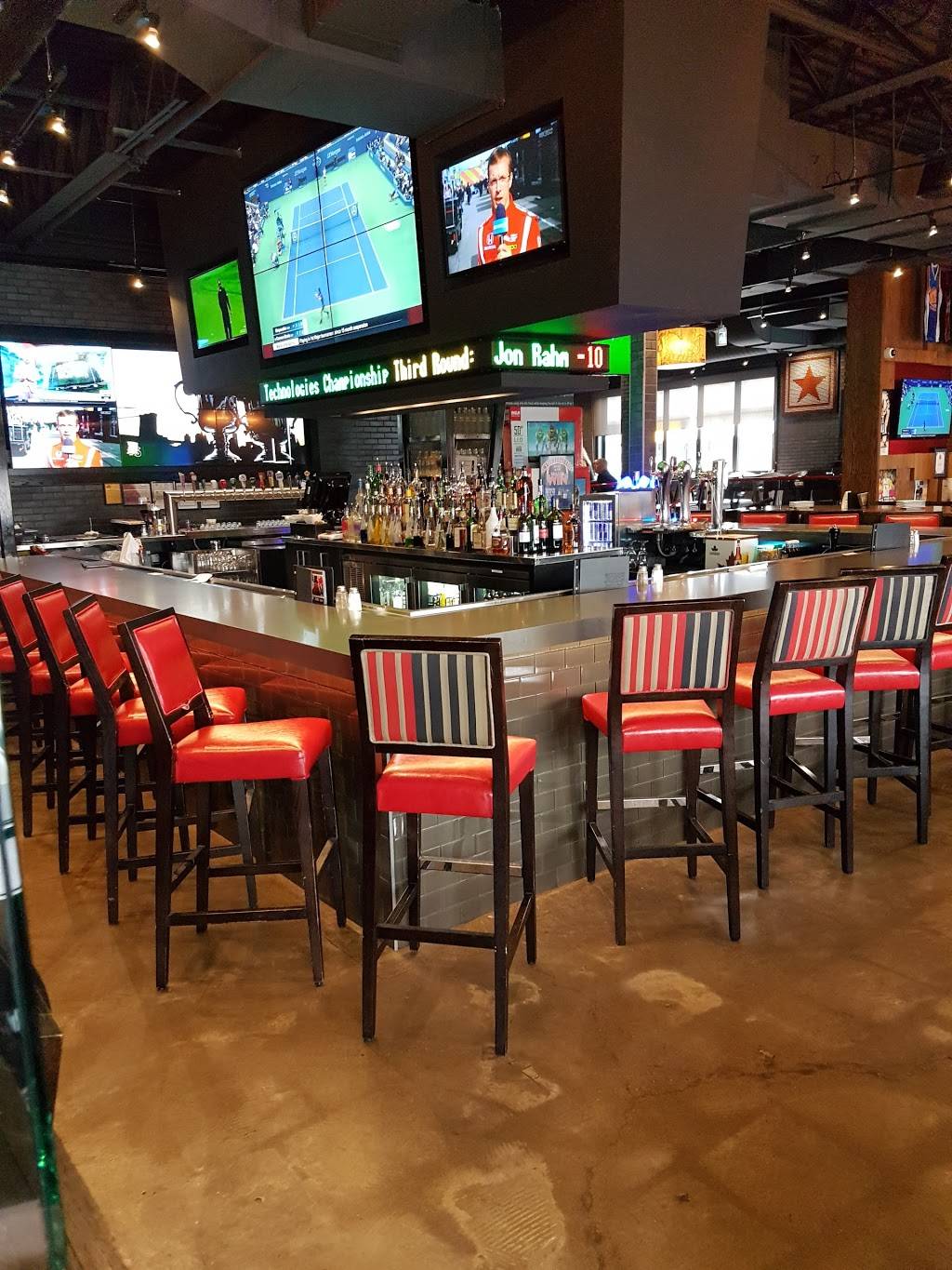 Shoeless Joes Sports Grill | restaurant | 13 Bell Blvd, Belleville, ON K8P 4S5, Canada | 6137791134 OR +1 613-779-1134