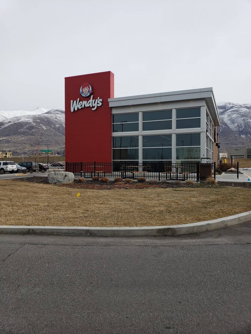 Wendys | restaurant | N 1100 W Block, Park Ln, Farmington, UT 84025, USA | 3859881122 OR +1 385-988-1122