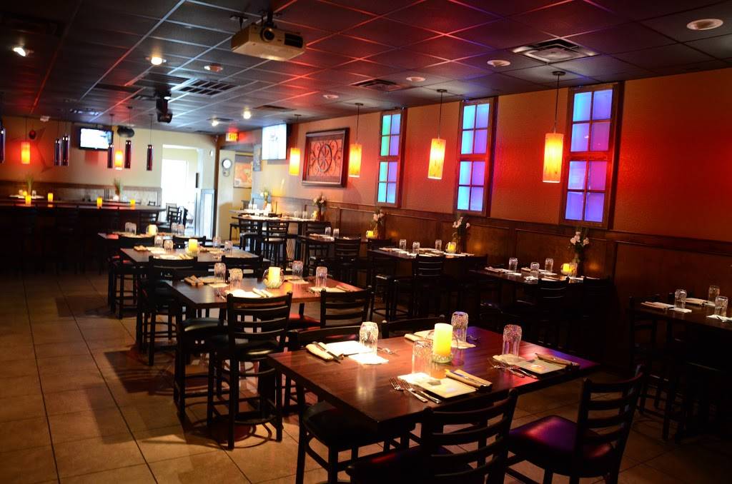 Irinas Restaurant and Bar | restaurant | 2301 Rocklyn Dr, Urbandale, IA 50322, USA | 5153310399 OR +1 515-331-0399