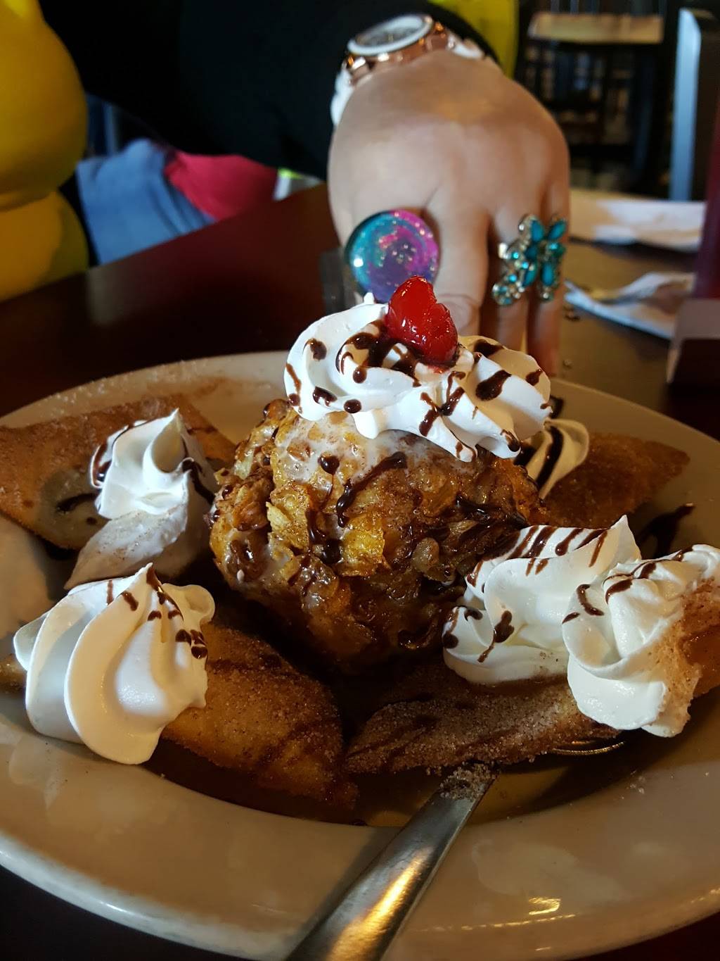 Frijoles Cafe Y Cantina | restaurant | 5142 Rufe Snow Dr, North Richland Hills, TX 76180, USA | 8175774174 OR +1 817-577-4174