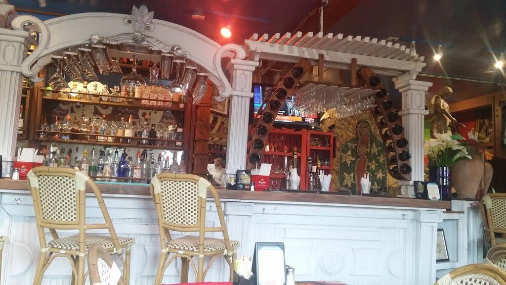 Haute Enchilada Café | restaurant | 7902 Moss Landing Rd, Moss Landing, CA 95039, USA | 8316335843 OR +1 831-633-5843