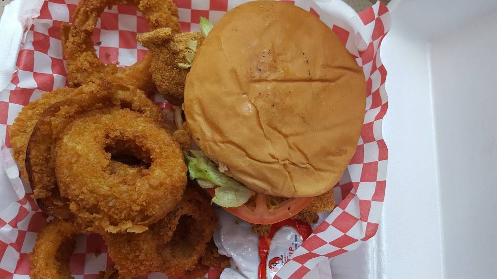 WINGS-N-RINGS | restaurant | 111 S Cedar Ridge Dr #113, Duncanville, TX 75116, USA | 9722833366 OR +1 972-283-3366