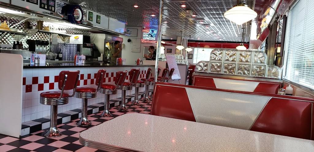 Blast From the Past Diner | restaurant | 114 Sokokis Trail, East Waterboro, ME 04030, USA | 2072478005 OR +1 207-247-8005