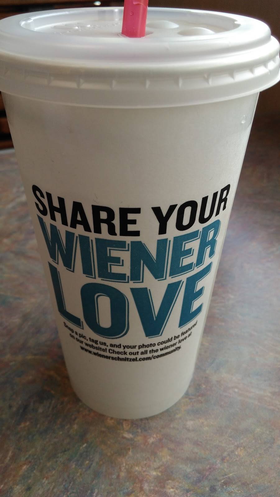 Wienerschnitzel | restaurant | 23750 Alessandro Blvd, Moreno Valley, CA 92553, USA | 9516569870 OR +1 951-656-9870