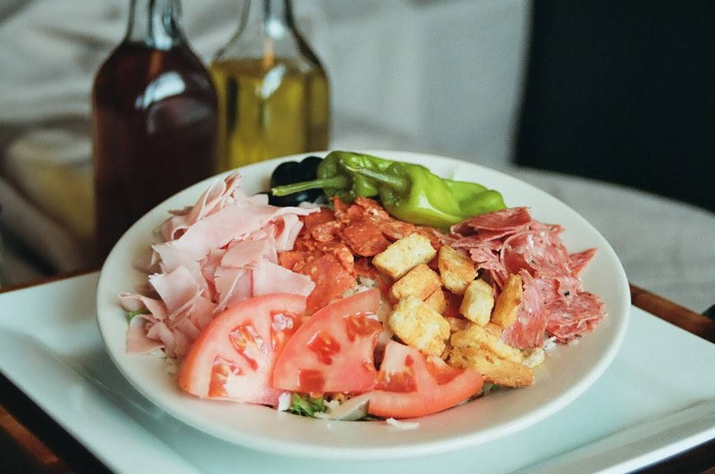 Crenos Pizza | restaurant | 620 N Memorial Dr, Lancaster, OH 43130, USA | 7404228711 OR +1 740-422-8711