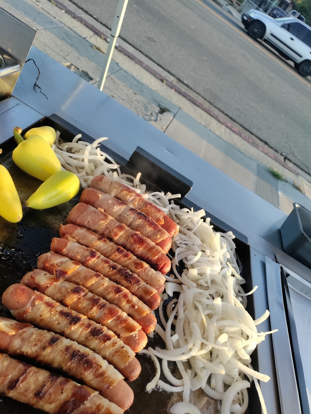 Hot-dogs sonora | meal takeaway | 1562 W 5th St, San Bernardino, CA 92411, USA | 9095070930 OR +1 909-507-0930