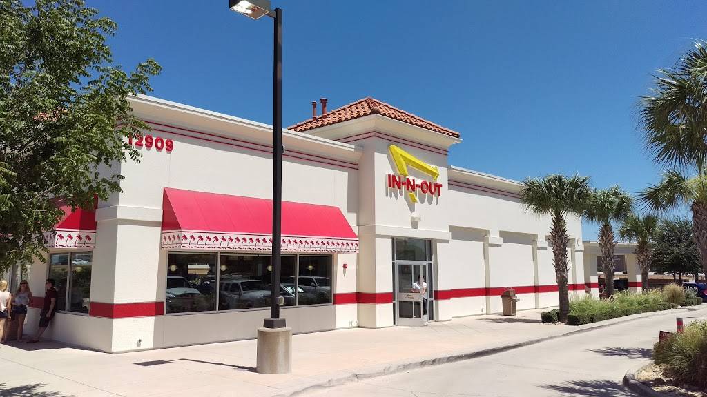 In-N-Out Burger | restaurant | 12909 Midway Rd, Dallas, TX 75244, USA | 8007861000 OR +1 800-786-1000