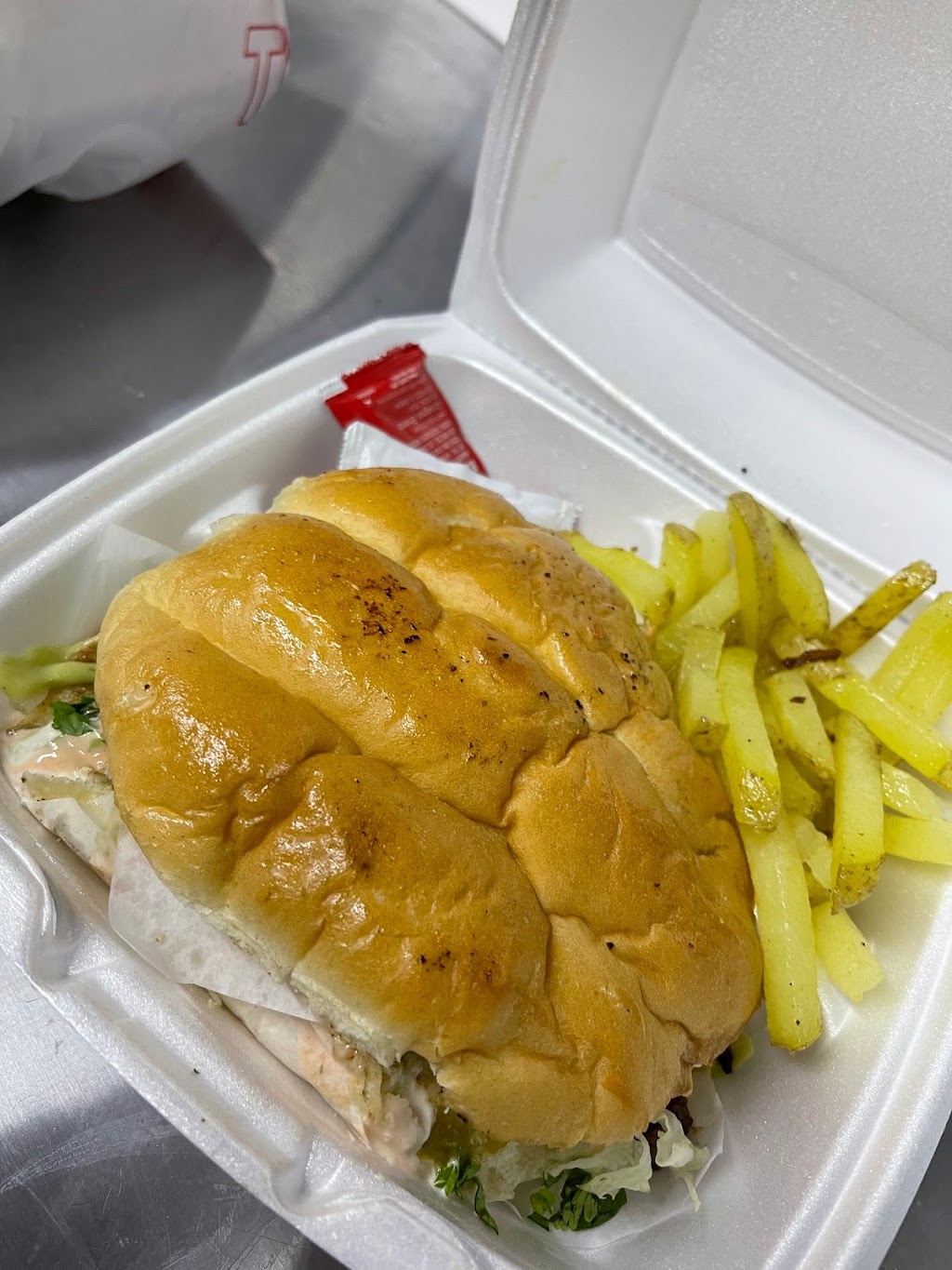 Sonoran Krazy Grill | restaurant | 7035 N 35th Ave, Phoenix, AZ 85051, USA | 6232047604 OR +1 623-204-7604