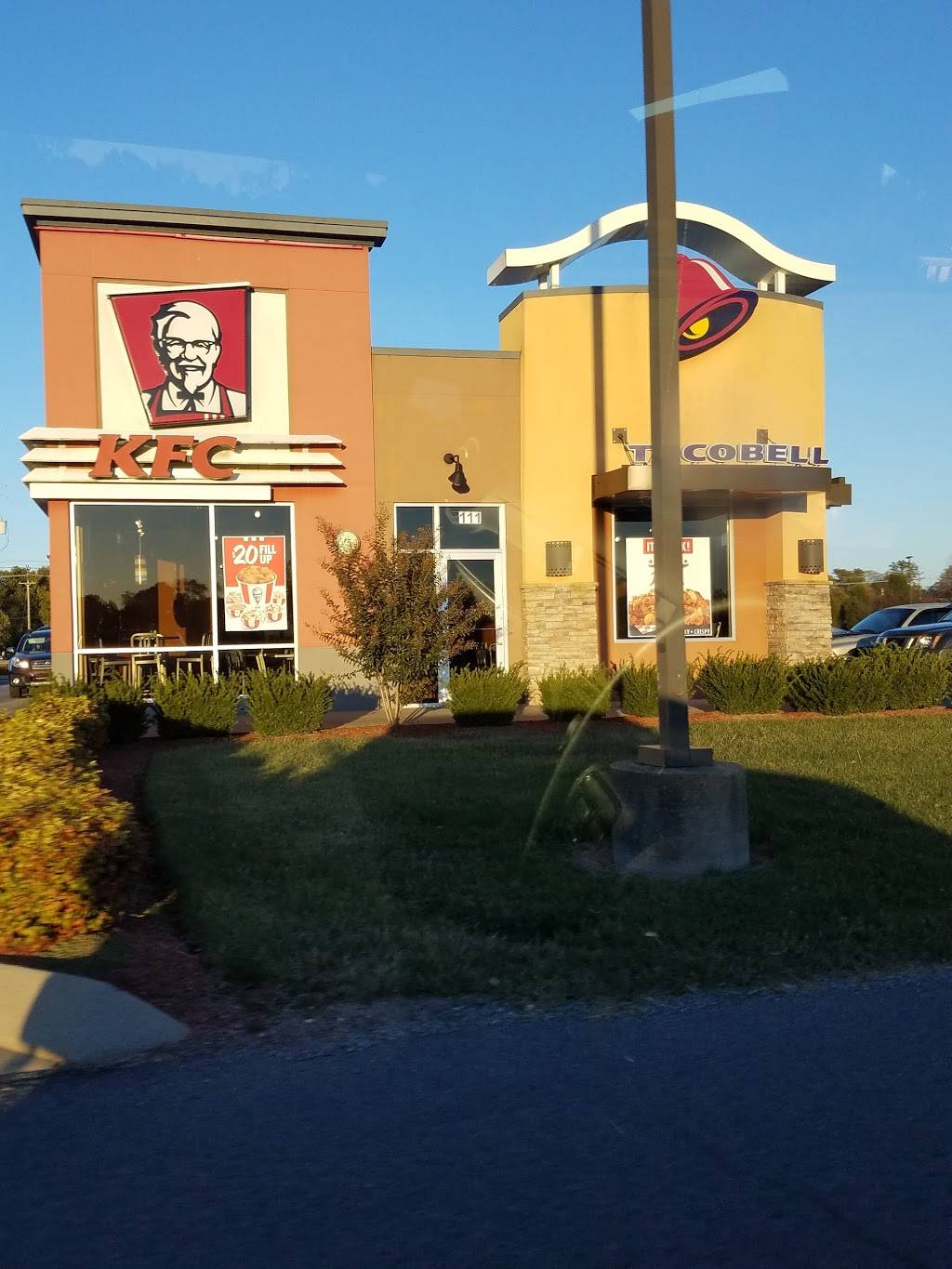 Taco Bell | meal takeaway | 111 Ren Mar Dr, Pleasant View, TN 37146, USA | 6157463332 OR +1 615-746-3332