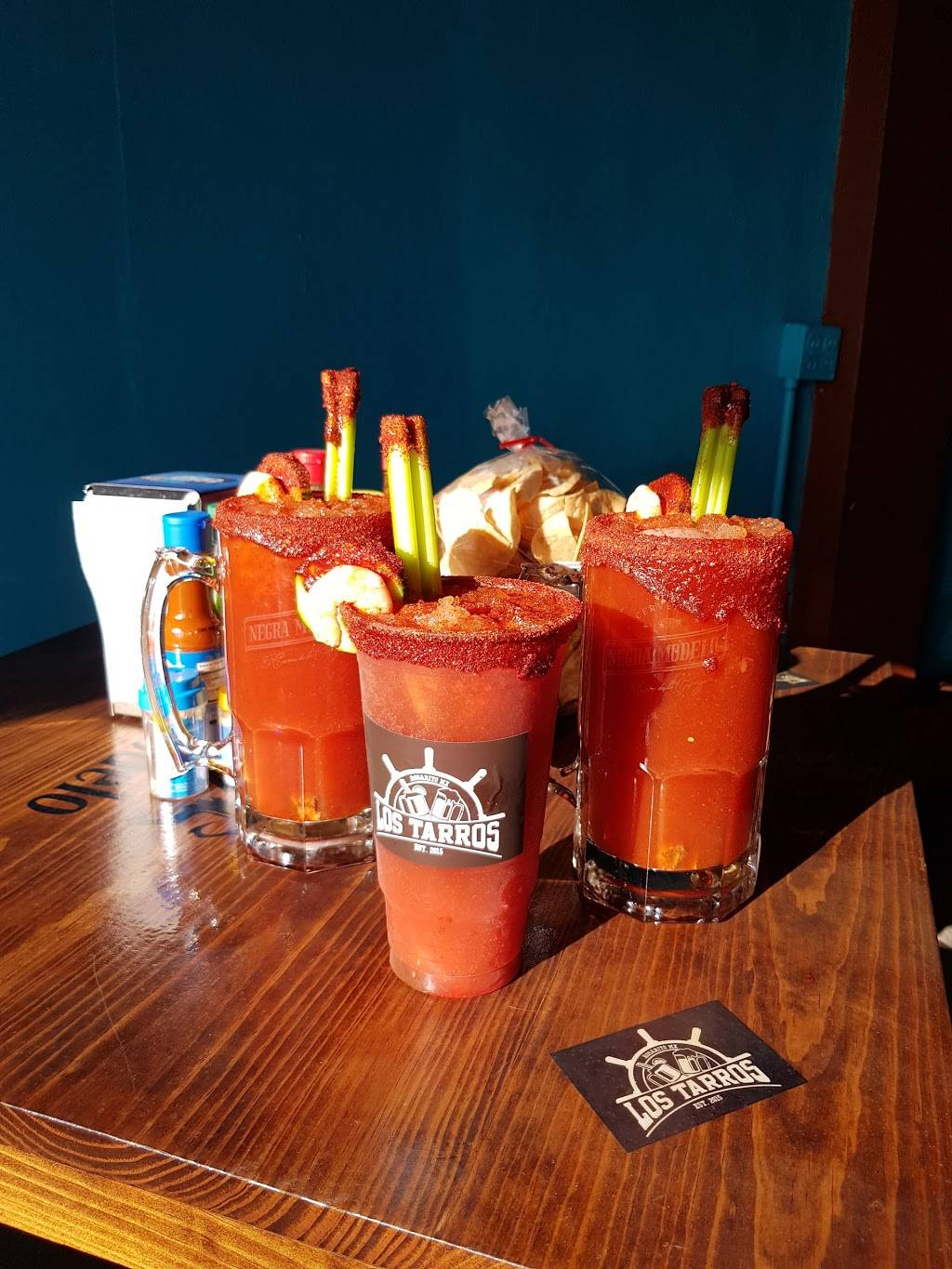 Los Tarros. Clamatos Y Botanas | restaurant | 22710, Guerrero 529, Constitución (Ampl. Constitución), 22710 Rosarito, B.C., Mexico | 016643587903 OR +52 664 358 7903