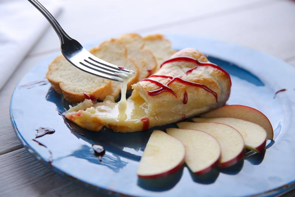 Revolution Golf and Grille | restaurant | 1430 High St suite 706, Williamsburg, VA 23185, USA | 7576454711 OR +1 757-645-4711