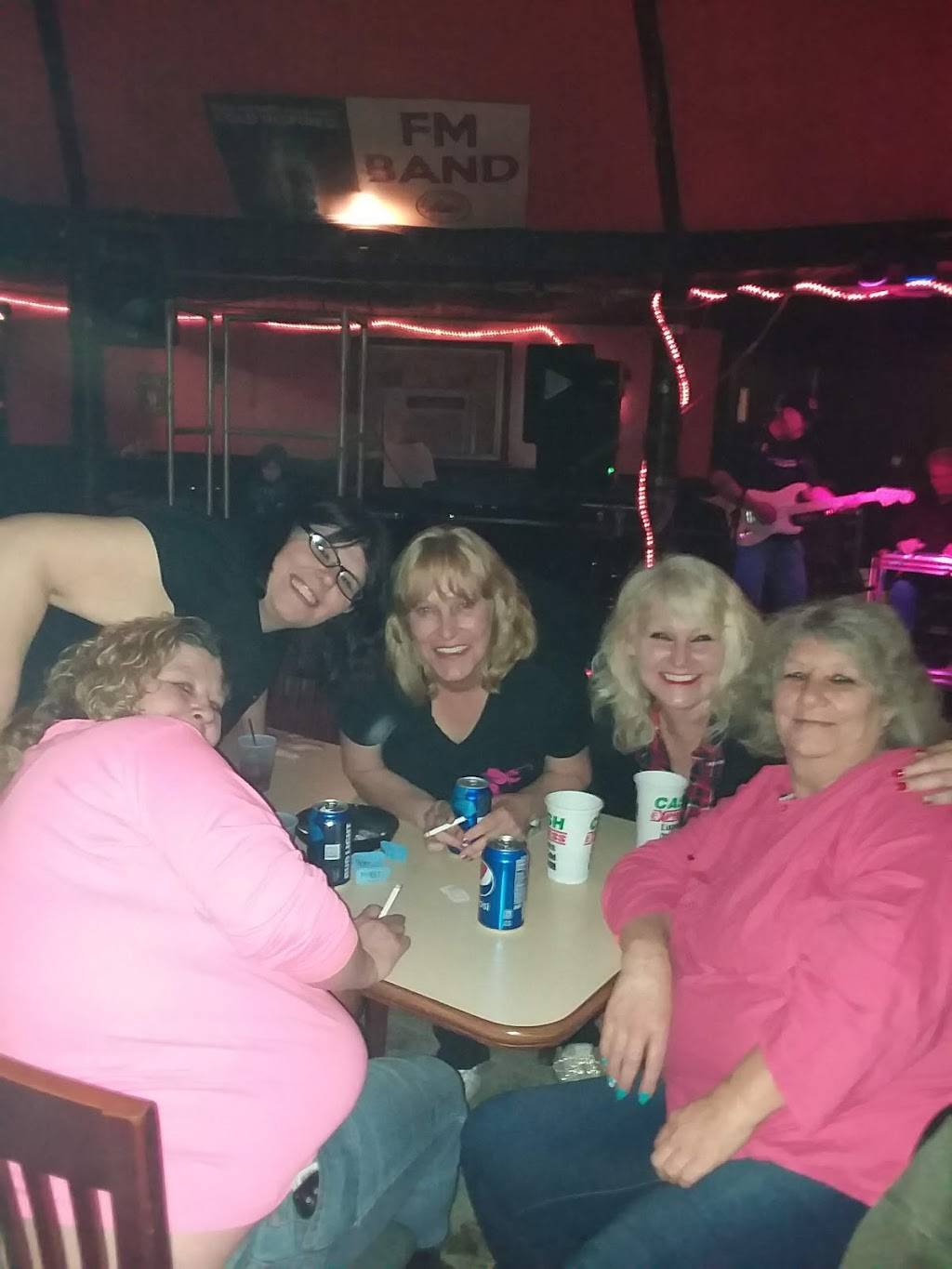 The New Country Club LLC | restaurant | 4759, 75 Patrick Creek Rd, Wayne, WV 25570, USA | 3042722519 OR +1 304-272-2519