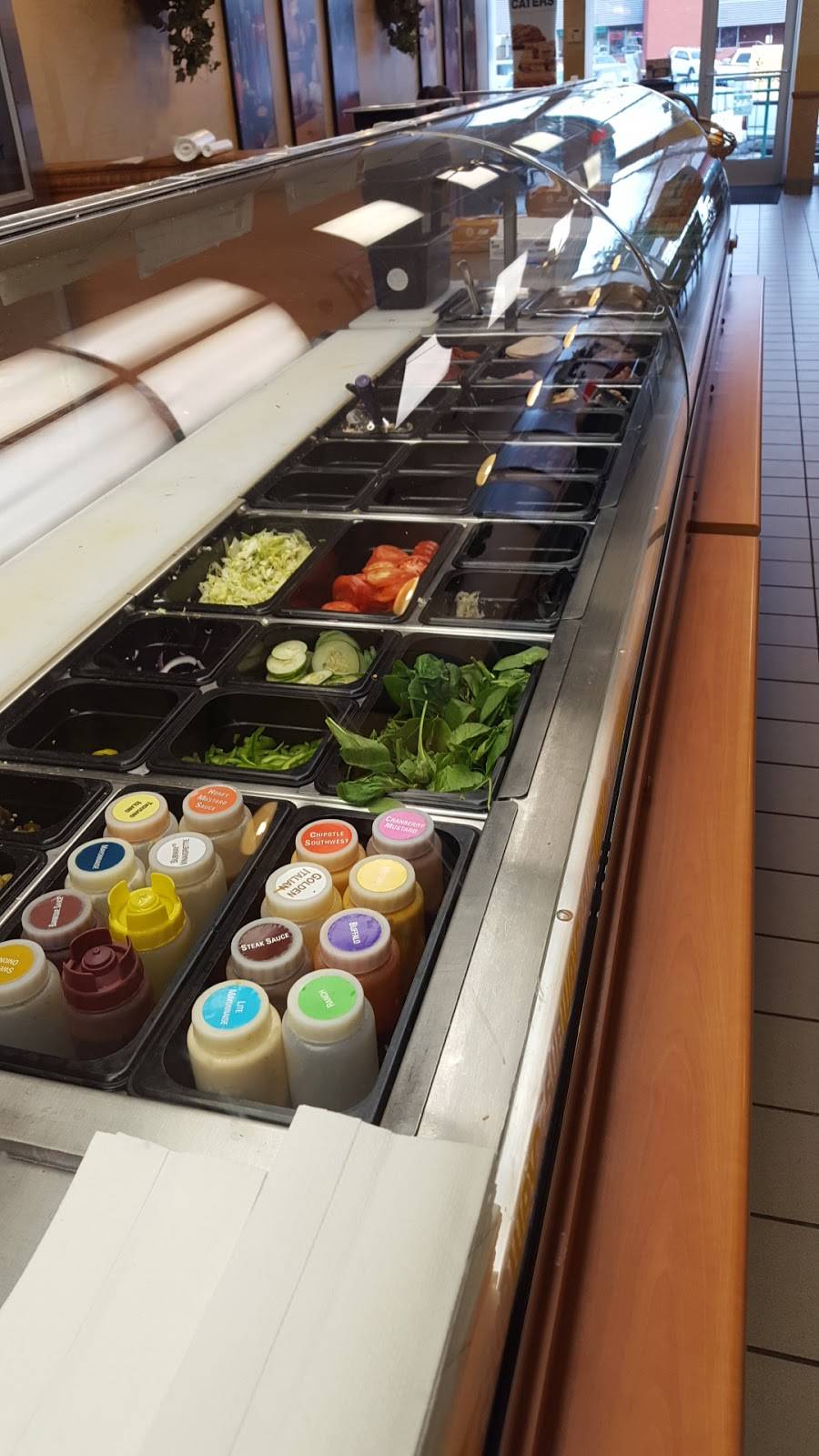 Subway | restaurant | 1596 W Market St, Akron, OH 44313, USA | 3308655984 OR +1 330-865-5984