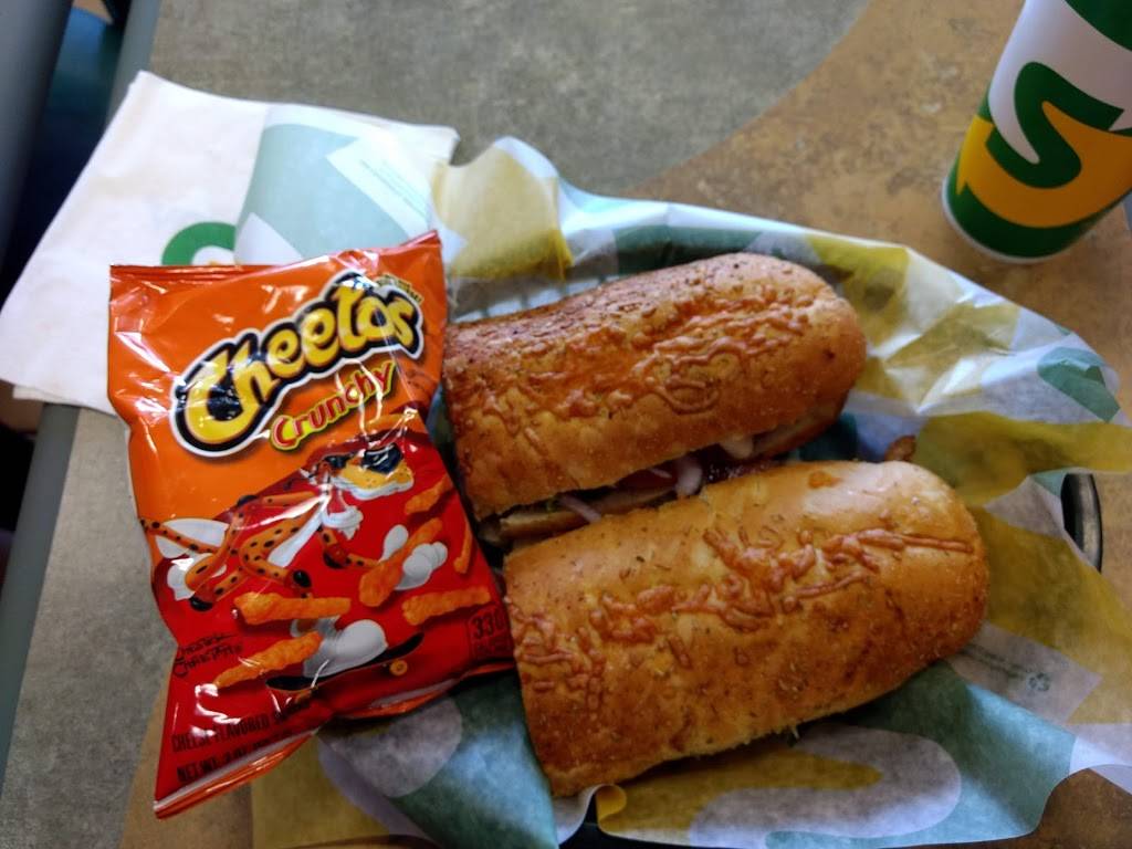 Subway Restaurants | restaurant | 14159 St Germain Dr, Centreville, VA 20121, USA | 7038155454 OR +1 703-815-5454