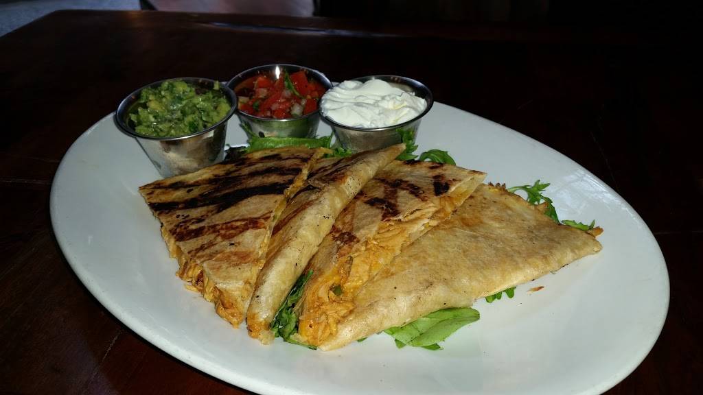 Irish Shannons Pub | restaurant | 41 W Church St, Orlando, FL 32801, USA | 4078661191 OR +1 407-866-1191