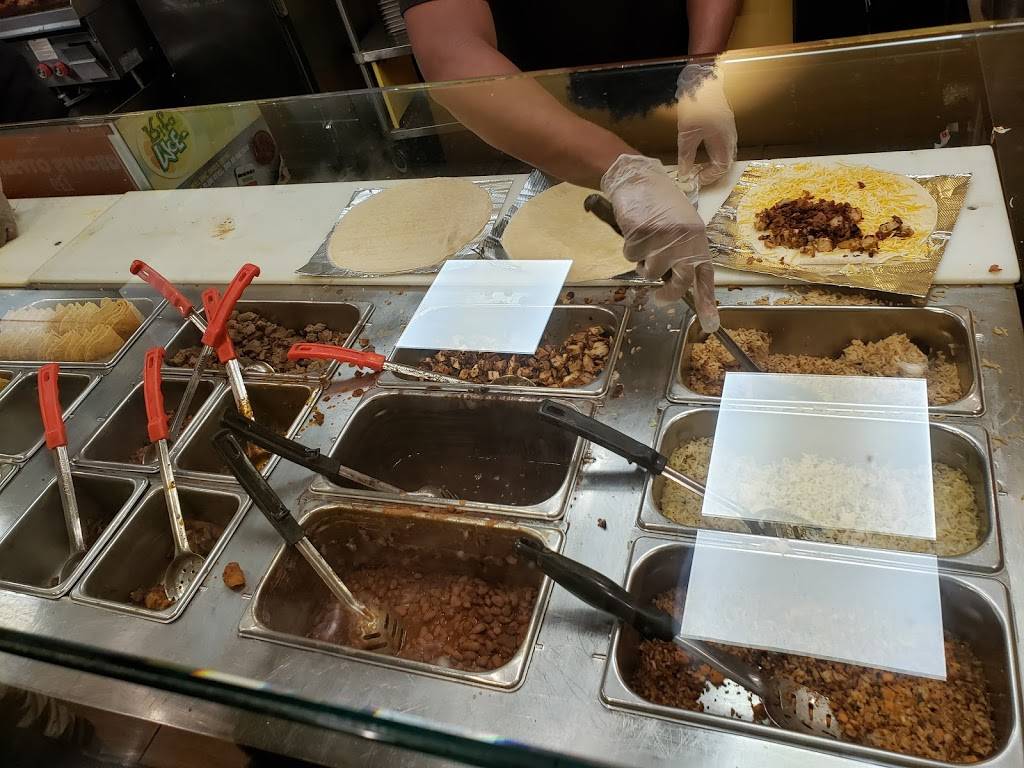 Moes Southwest Grill | restaurant | 1220 E Northside Dr, Jackson, MS 39211, USA | 6016674753 OR +1 601-667-4753