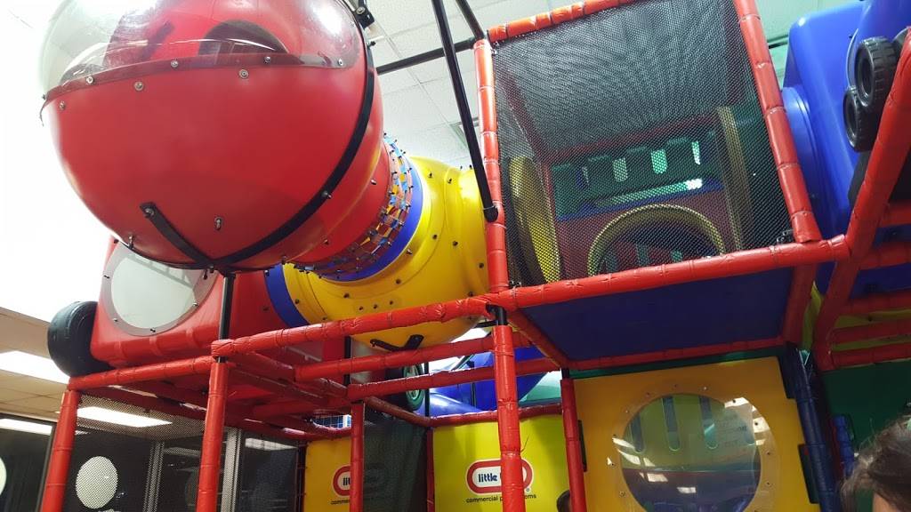 McDonalds | cafe | 4362 Roswell Rd NE, Atlanta, GA 30342, USA | 4042579440 OR +1 404-257-9440