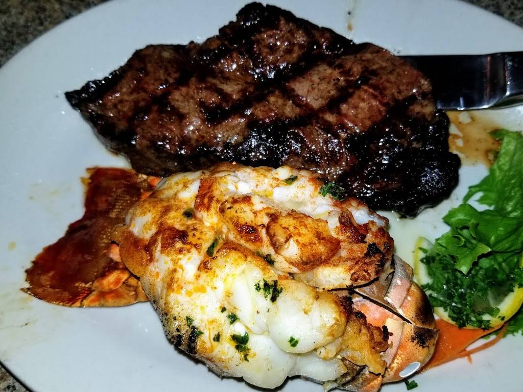 Station Square | restaurant | 4250 Belmont Ave, Youngstown, OH 44505, USA | 3307598802 OR +1 330-759-8802