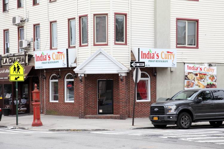 Indias Curry | restaurant | 1926 Bath Ave, Brooklyn, NY 11214, USA | 7182653030 OR +1 718-265-3030