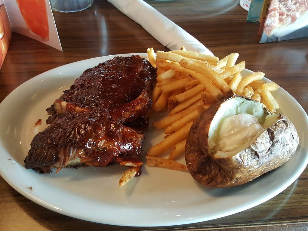 Ruby Tuesday | restaurant | 3308 E Center St, Warsaw, IN 46582, USA | 5742697821 OR +1 574-269-7821