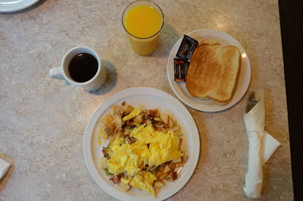 Midtown Family Restaurant | restaurant | 200 Scott Ct, Iowa City, IA 52245, USA | 3193519303 OR +1 319-351-9303