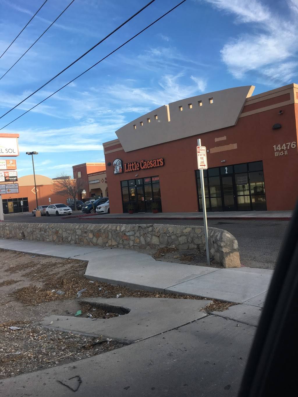 Little Caesars Pizza | meal takeaway | 14476 Horizon Blvd, Horizon City, TX 79928, USA | 9158527711 OR +1 915-852-7711