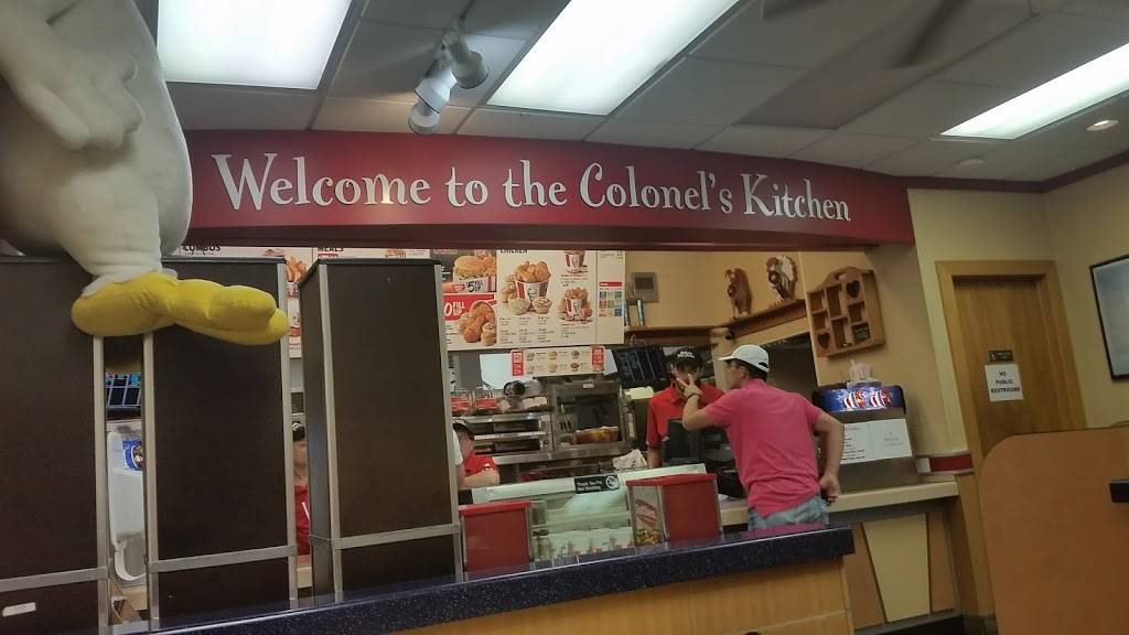 KFC | restaurant | 225 E Central Ave, Mackinaw City, MI 49701, USA | 2314365491 OR +1 231-436-5491