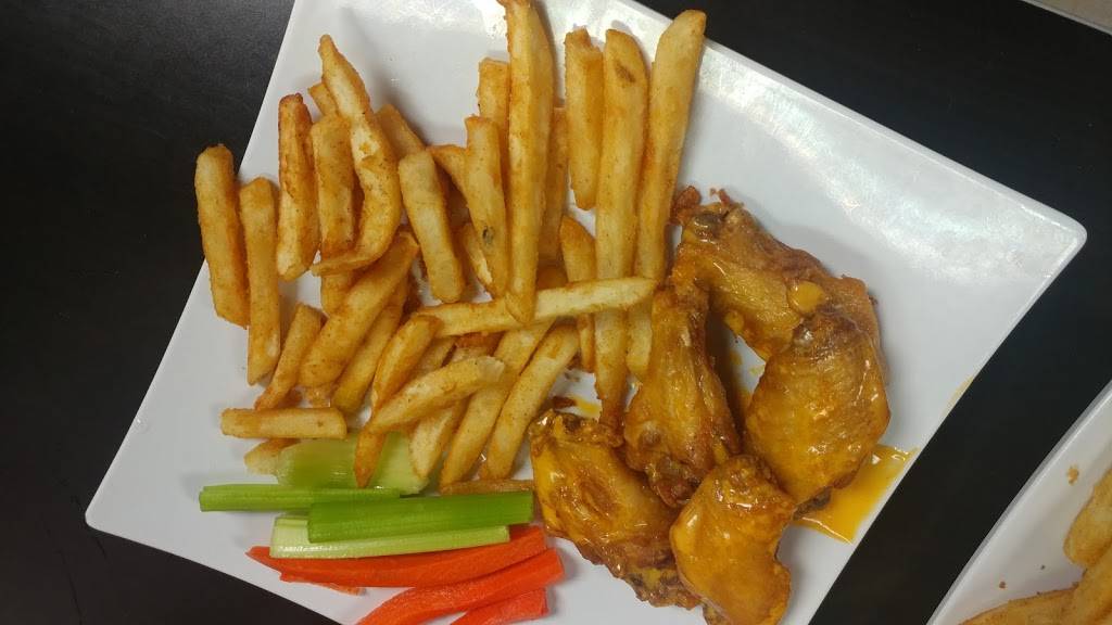 Wings Empire | restaurant | 7520 El Cajon Blvd, La Mesa, CA 91942, USA | 6194614444 OR +1 619-461-4444