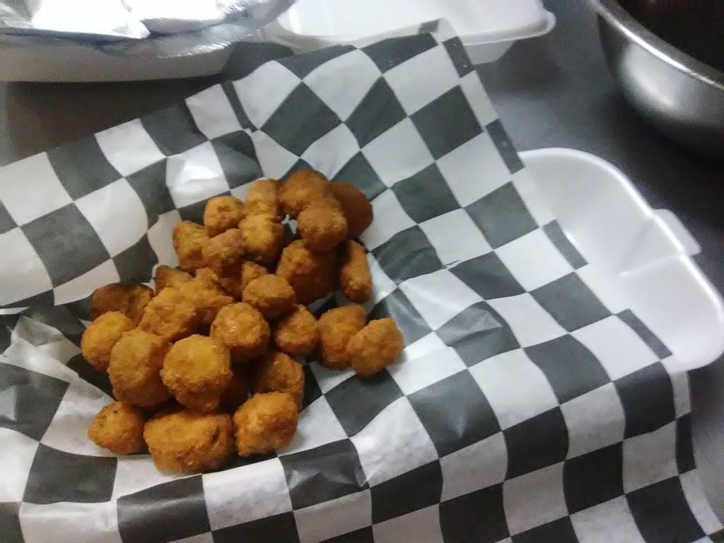 Wing King | restaurant | 3644 Virginia Beach Blvd, Virginia Beach, VA 23452, USA | 7573406363 OR +1 757-340-6363