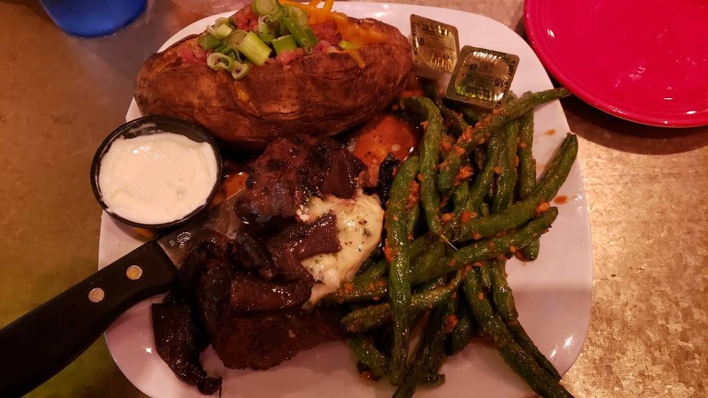 Sals Angus Grill | restaurant | 12010 Keystone Ave N, Stillwater, MN 55082, USA | 6514396625 OR +1 651-439-6625