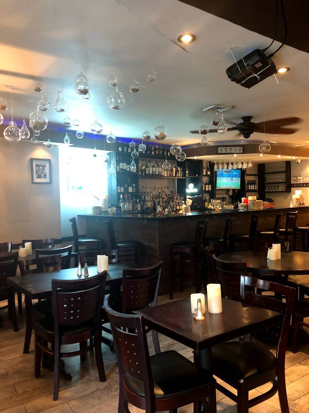 Cafe Kiskeya | restaurant | 271-11 Union Tpke, Queens, NY 11040, USA | 7183431170 OR +1 718-343-1170