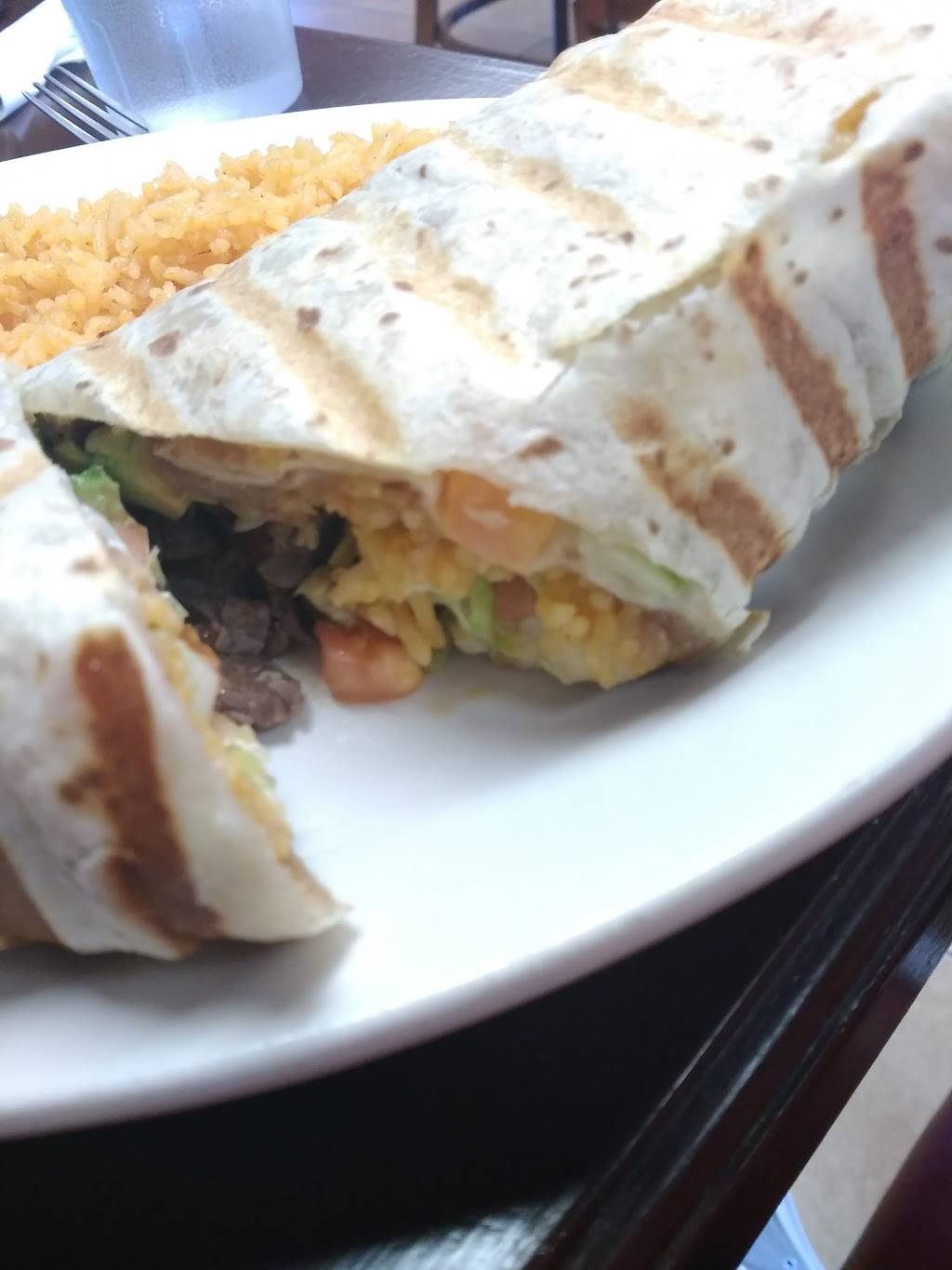 La Monarca Mexican Restaurant | restaurant | 239 E Walworth Ave, Delavan, WI 53115, USA | 2627493107 OR +1 262-749-3107