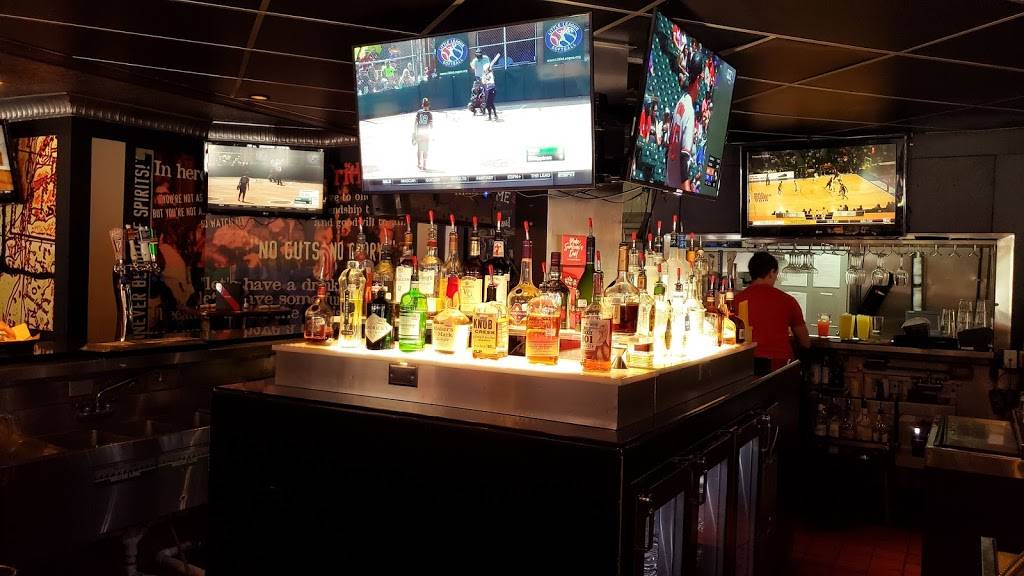 TGI Fridays | restaurant | 1524 N Collins St, Arlington, TX 76011, USA | 8172612390 OR +1 817-261-2390