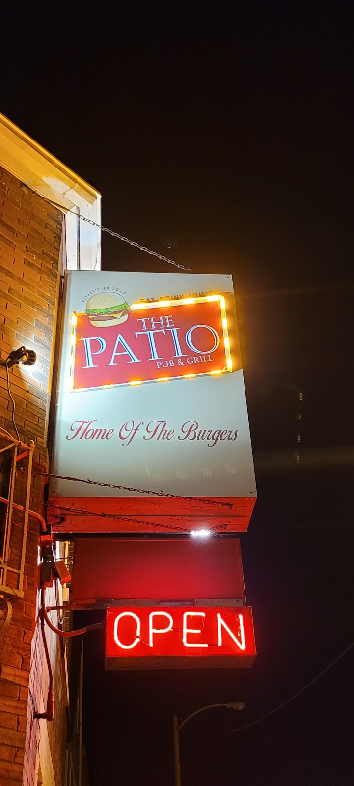 The patio pub and grill | restaurant | 2501 W Greenfield Ave, Milwaukee, WI 53204, USA | 4144553100 OR +1 414-455-3100