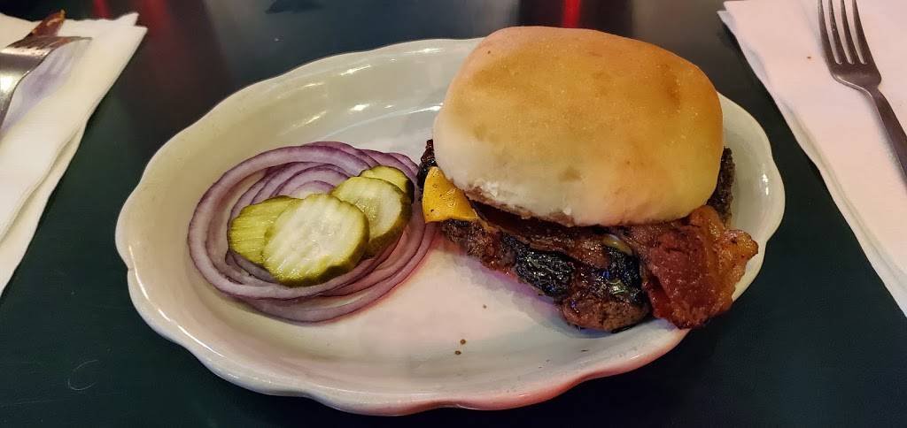 Emery Steakhouse | restaurant | 16 W Peoria St, Paola, KS 66071, USA | 9132944148 OR +1 913-294-4148