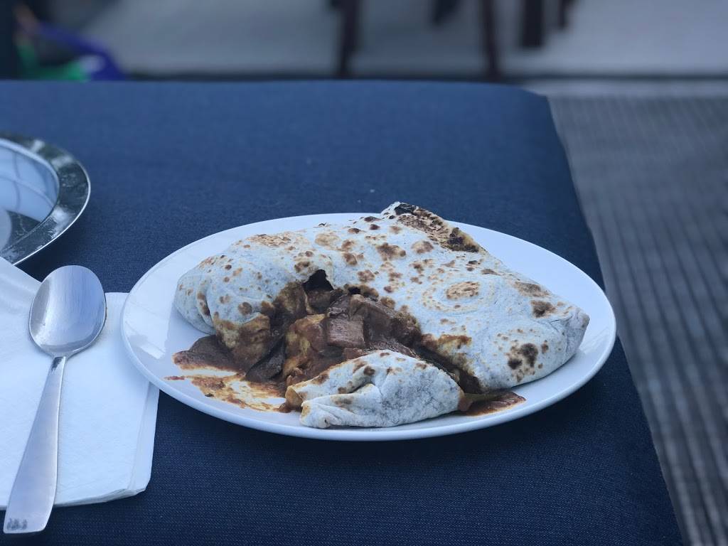 Anna Roti House | restaurant | 2367 Kingston Rd, Scarborough, ON M1N 1V1, Canada | 6472437482 OR +1 647-243-7482