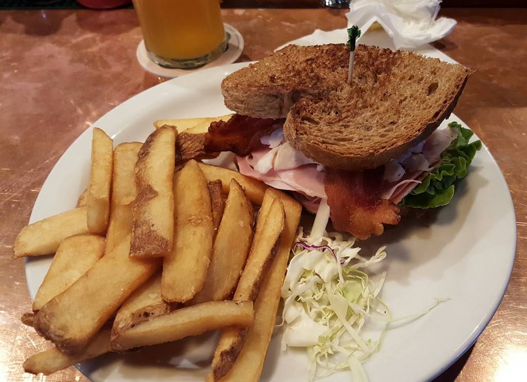 Hooleys Public House | restaurant | 2955 Jamacha Road, El Cajon, CA 92019, USA | 6196707468 OR +1 619-670-7468