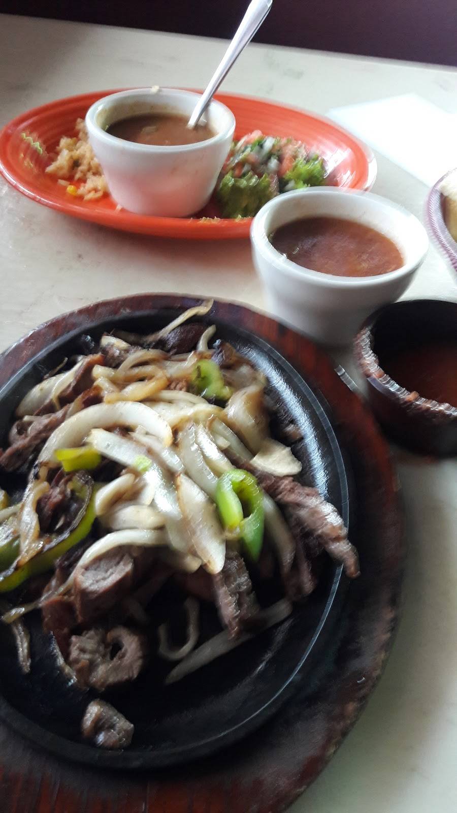 Juanitas Mexican Restaurant | restaurant | 2728 W T C Jester Blvd, Houston, TX 77018, USA | 7136808011 OR +1 713-680-8011