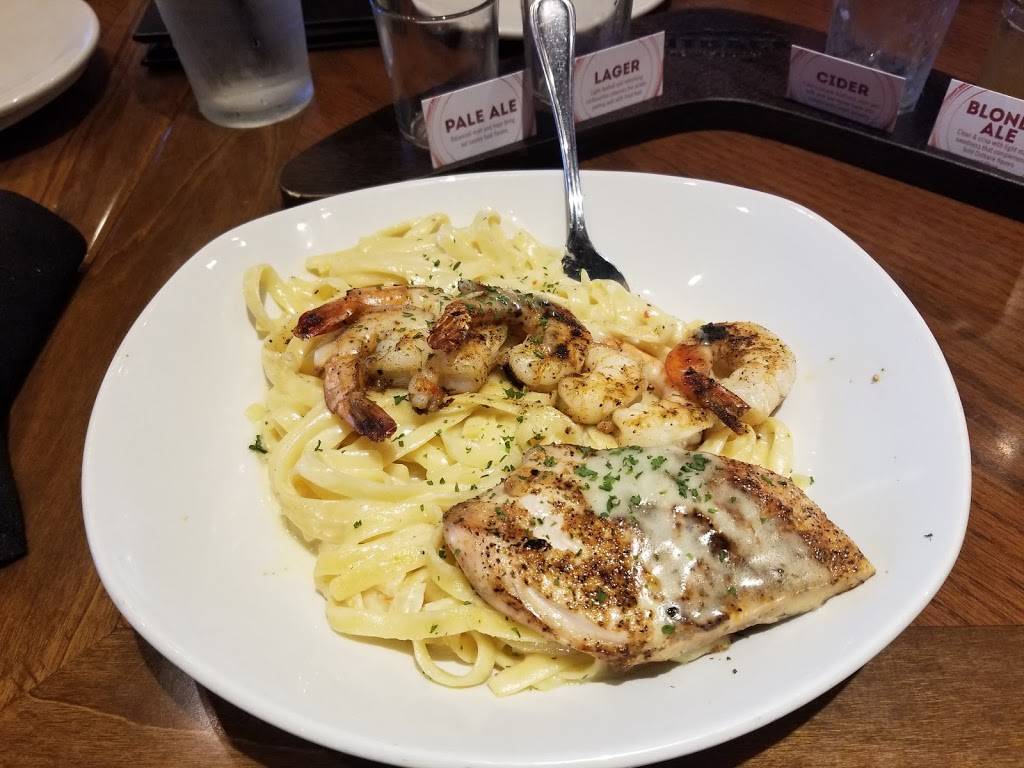 Outback Steakhouse | restaurant | 2255 Union Ave, Memphis, TN 38104, USA | 9017285100 OR +1 901-728-5100