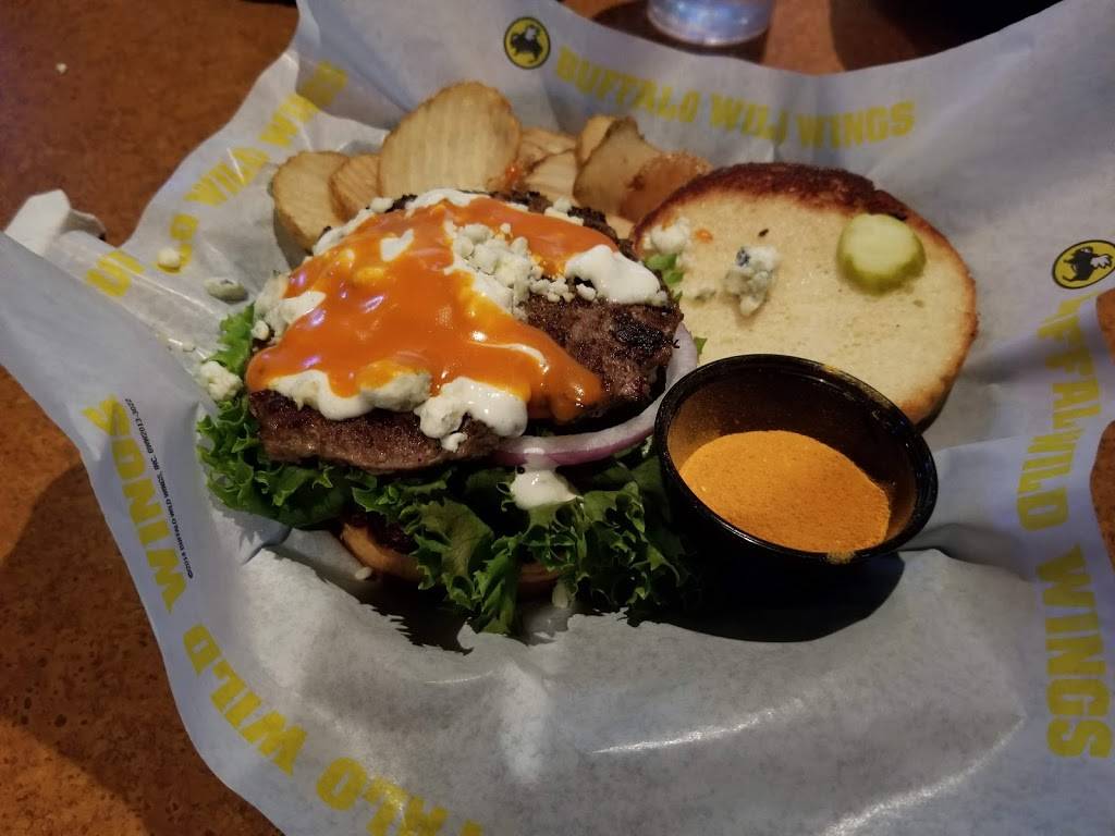 Buffalo Wild Wings | restaurant | 4640 Palisades Center Dr W, West Nyack, NY 10994, USA | 8454807344 OR +1 845-480-7344