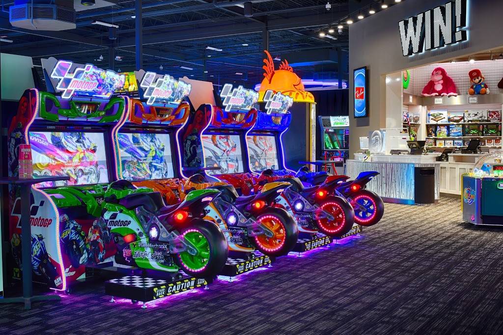 Dave & Busters | restaurant | 1390 E Tucson Marketplace Blvd, Tucson, AZ 85713, USA | 5203303400 OR +1 520-330-3400