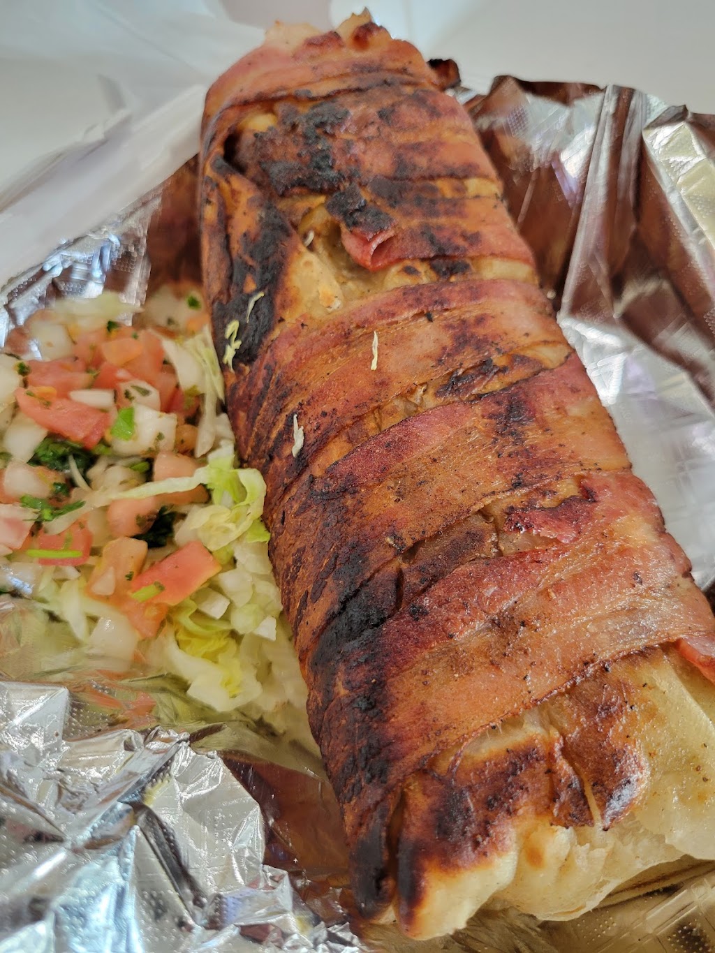 Burritos Locos | restaurant | 2241 S Mooney Blvd, Visalia, CA 93277, USA | 5595530744 OR +1 559-553-0744