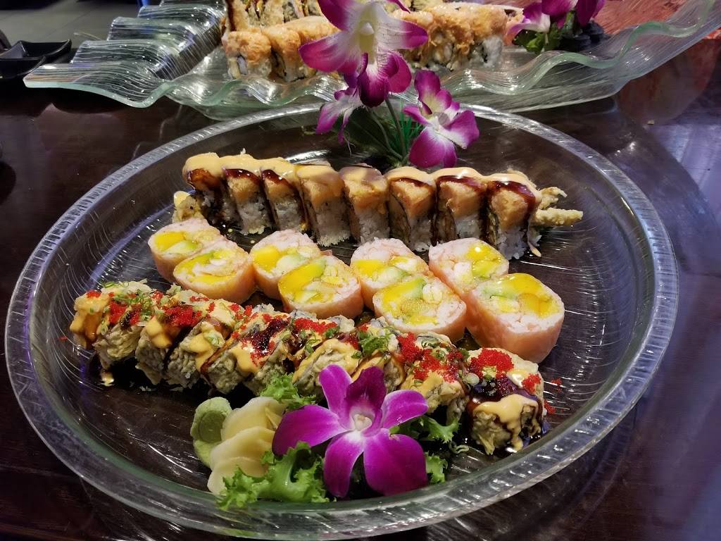 Fuji Sushi & Steakhouse | restaurant | 2576 Crossing Cir, Traverse City, MI 49684, USA | 2314866933 OR +1 231-486-6933