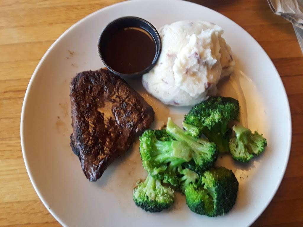 Applebees Grill + Bar | restaurant | 1240 Concord Pkwy N, Concord, NC 28025, USA | 7047956005 OR +1 704-795-6005