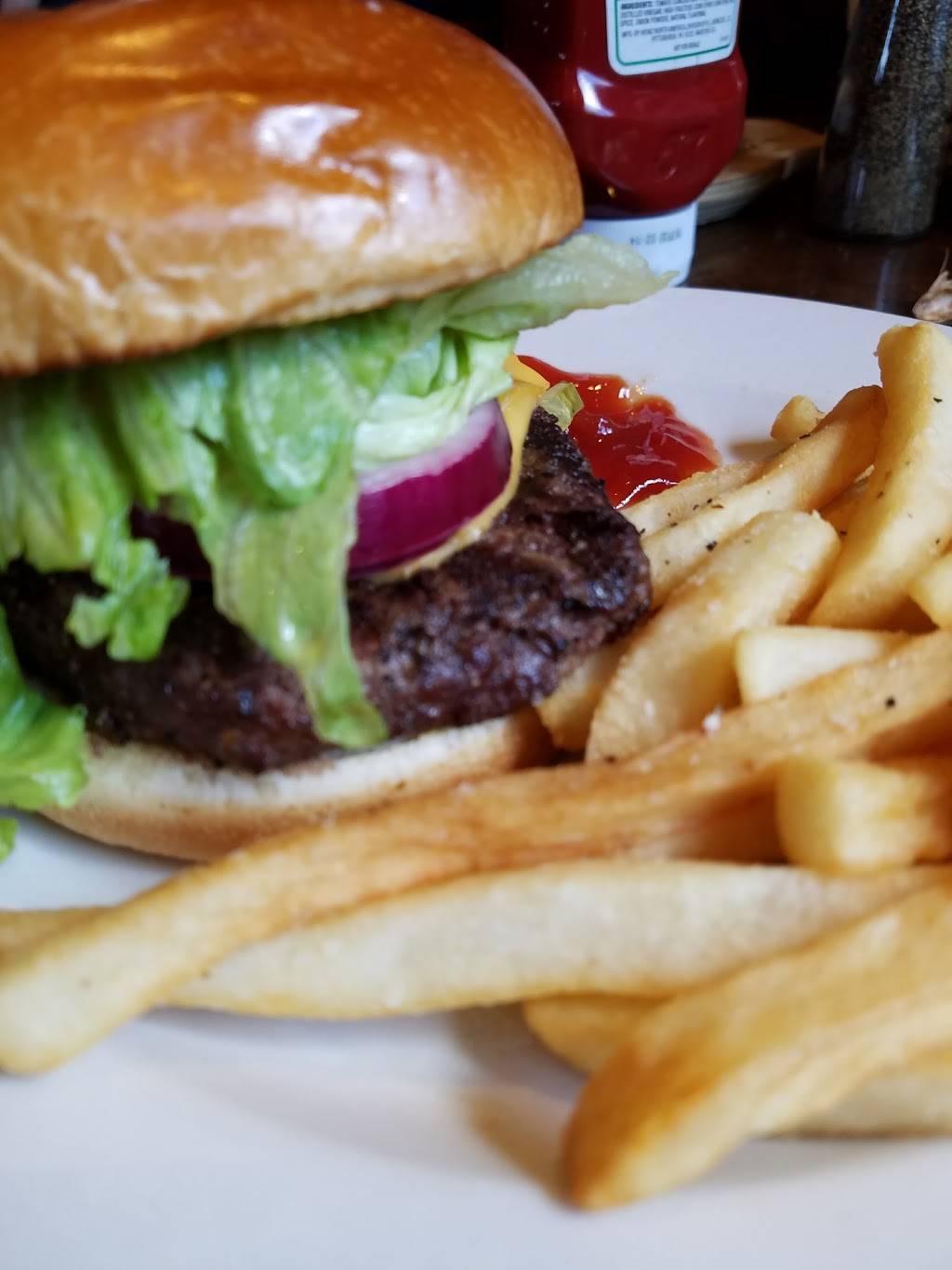 Logans Roadhouse | restaurant | 530 N 47th St, Rogers, AR 72756, USA | 4799869100 OR +1 479-986-9100